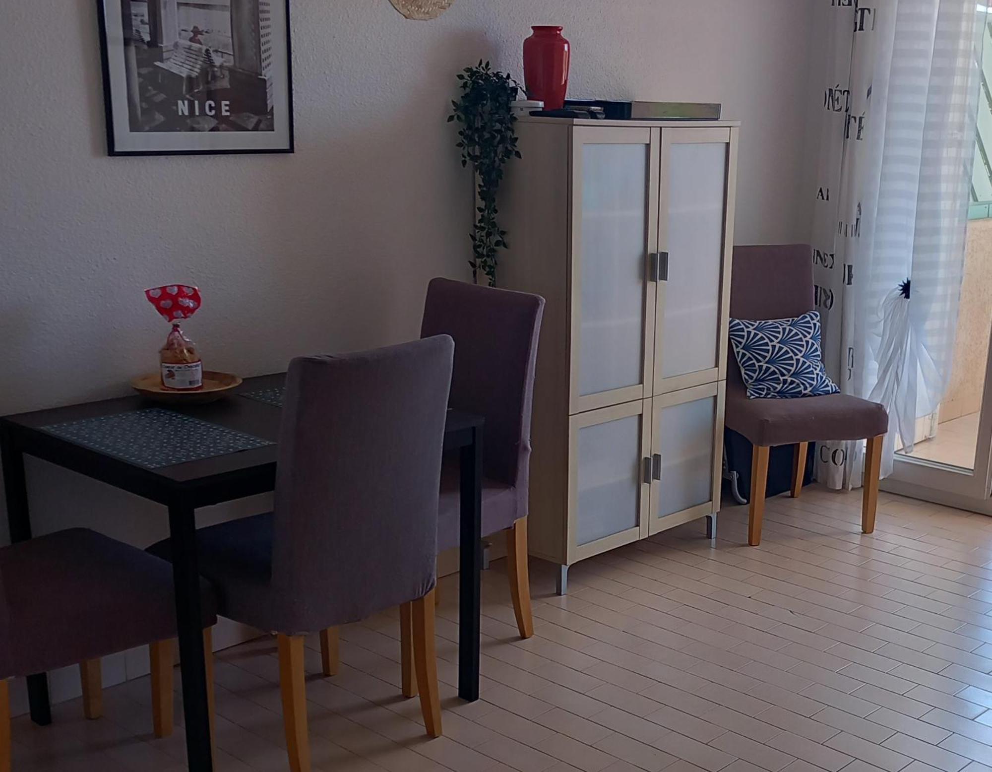 Appartement Vue Mer Piscines Parking Les Coraux Agay Plage Saint-Raphael  Exterior photo